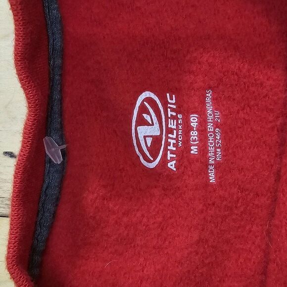 Christmas Sweatshirt Eureka Ohara Mens Size Medium Red Crewneck Ru Paul Drag - Picture 7 of 7